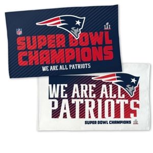 Patriots NFL Super Bowl Champions Celebration "On Field" Reversible Hand Towel